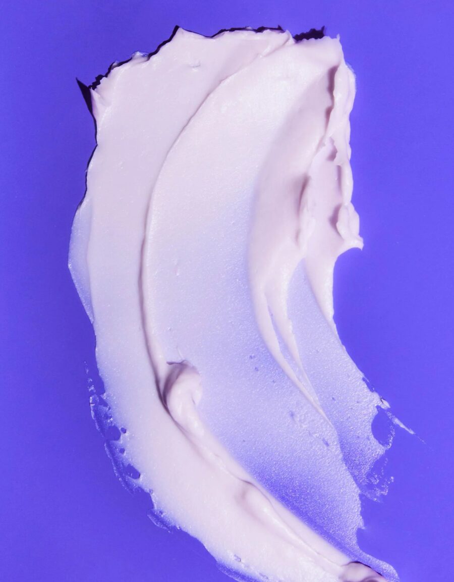 Баттер для тіла Tree Hut Moonlight Glow Whipped Body Butter 240g · чорна смородина/малина/амбра — фото 4