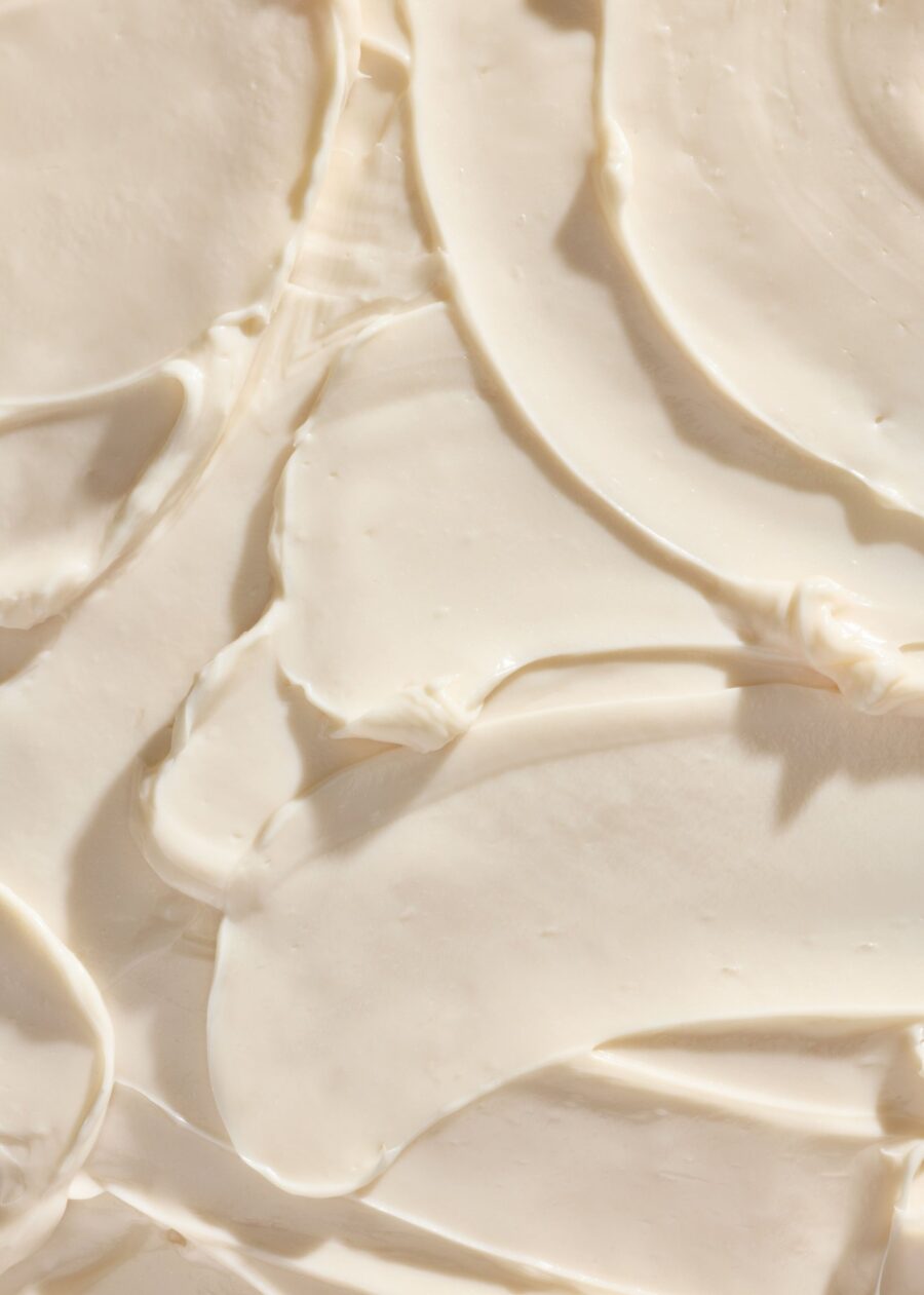 1042-1-1 Баттер для тіла Tree Hut Golden Vanilla Whipped Body Butter 240g · ваніль — фото 4