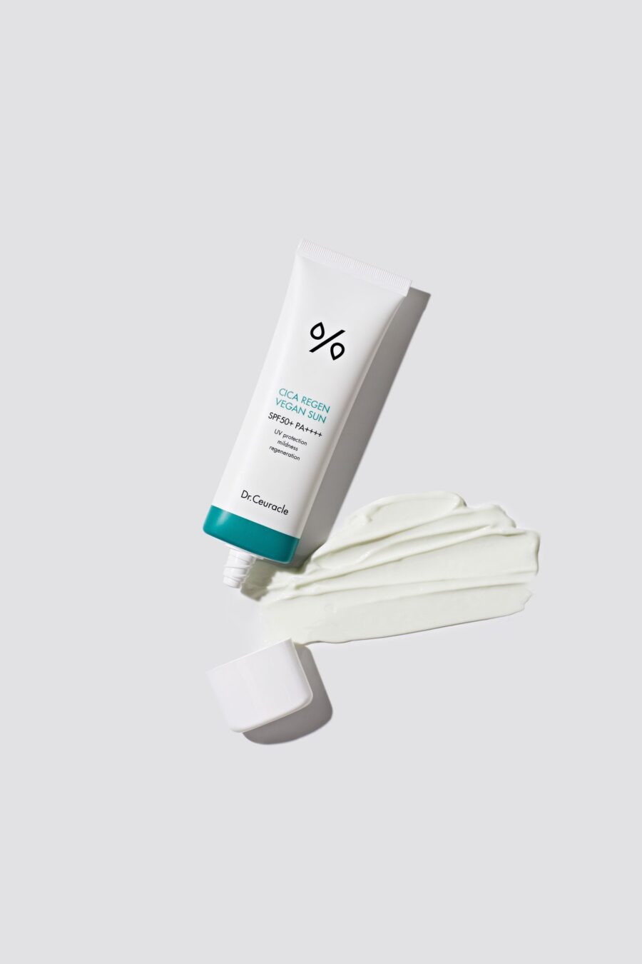 2378-1 Dr.Ceuracle Cica Regen Vegan Sun SPF50+ PA++++ — фото 2