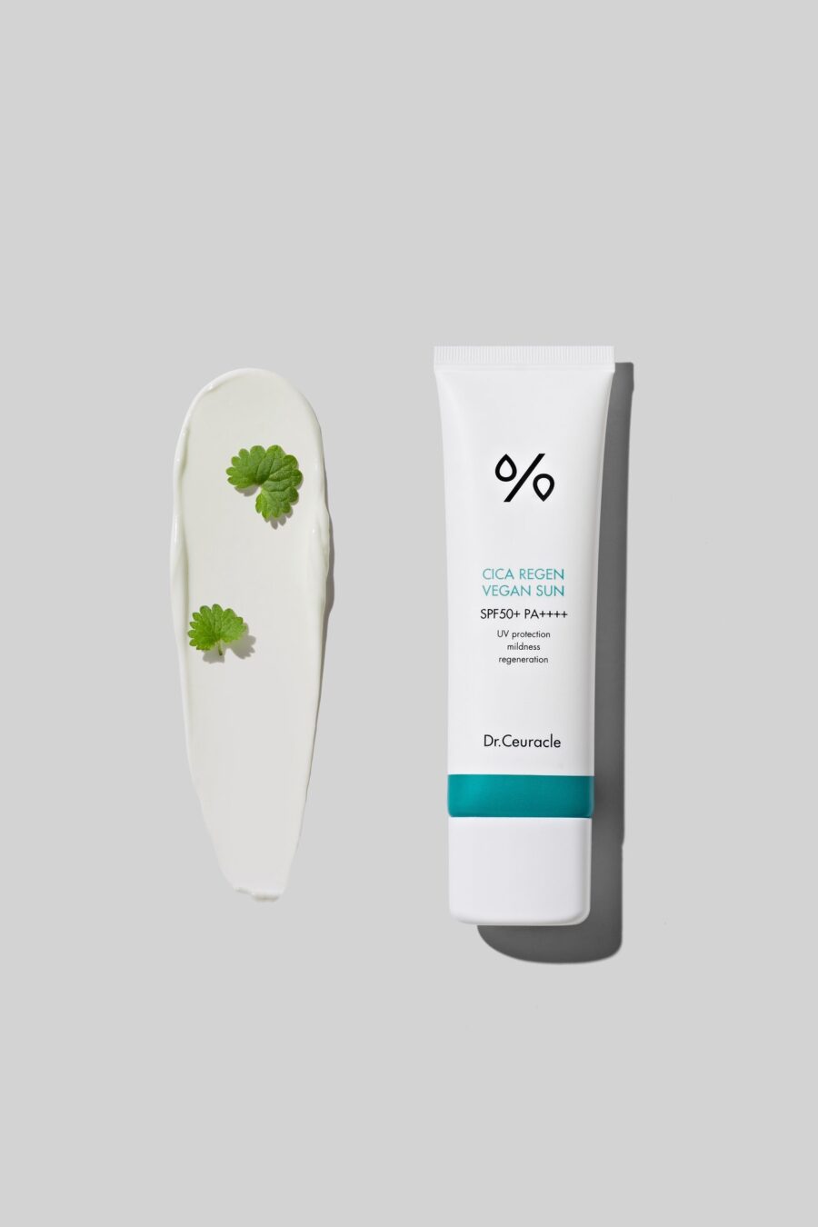 2378-2 Dr.Ceuracle Cica Regen Vegan Sun SPF50+ PA++++ — фото 3